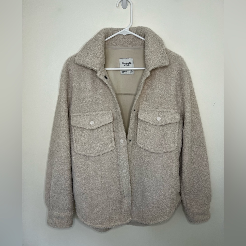 Abercrombie & Fitch Women’s XS Beige Fleece Button Up Shirt/Jacket Mint - Picture 3 of 11